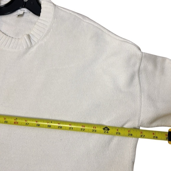 Anthropologie chunky knit sweater,very oversized ,PTP 27”
old money,neutral,boho - Picture 6 of 11